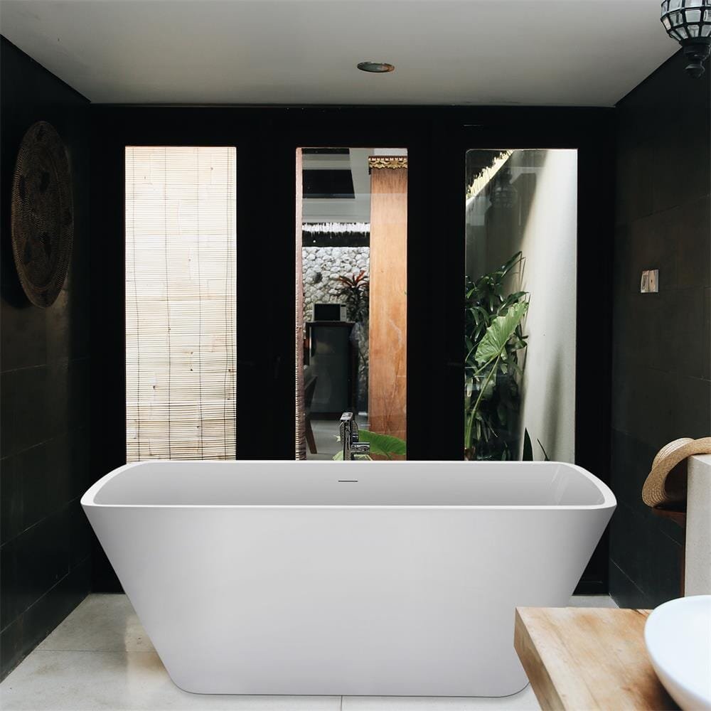 Freestanding Trapezoidal Acrylic Bath