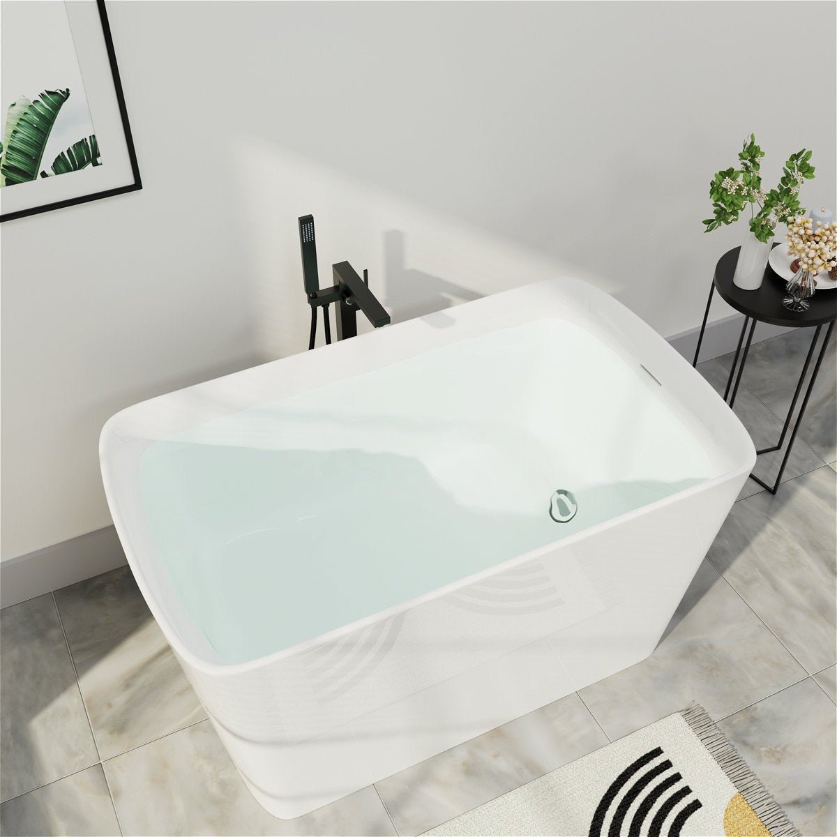Small Freestanding Acrylic Bathtub – view 1