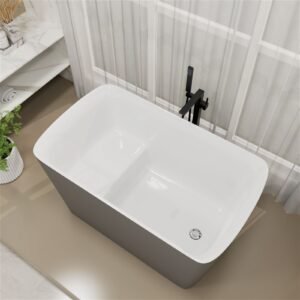 Freestanding Japanese Bathtub – Pure Relaxation