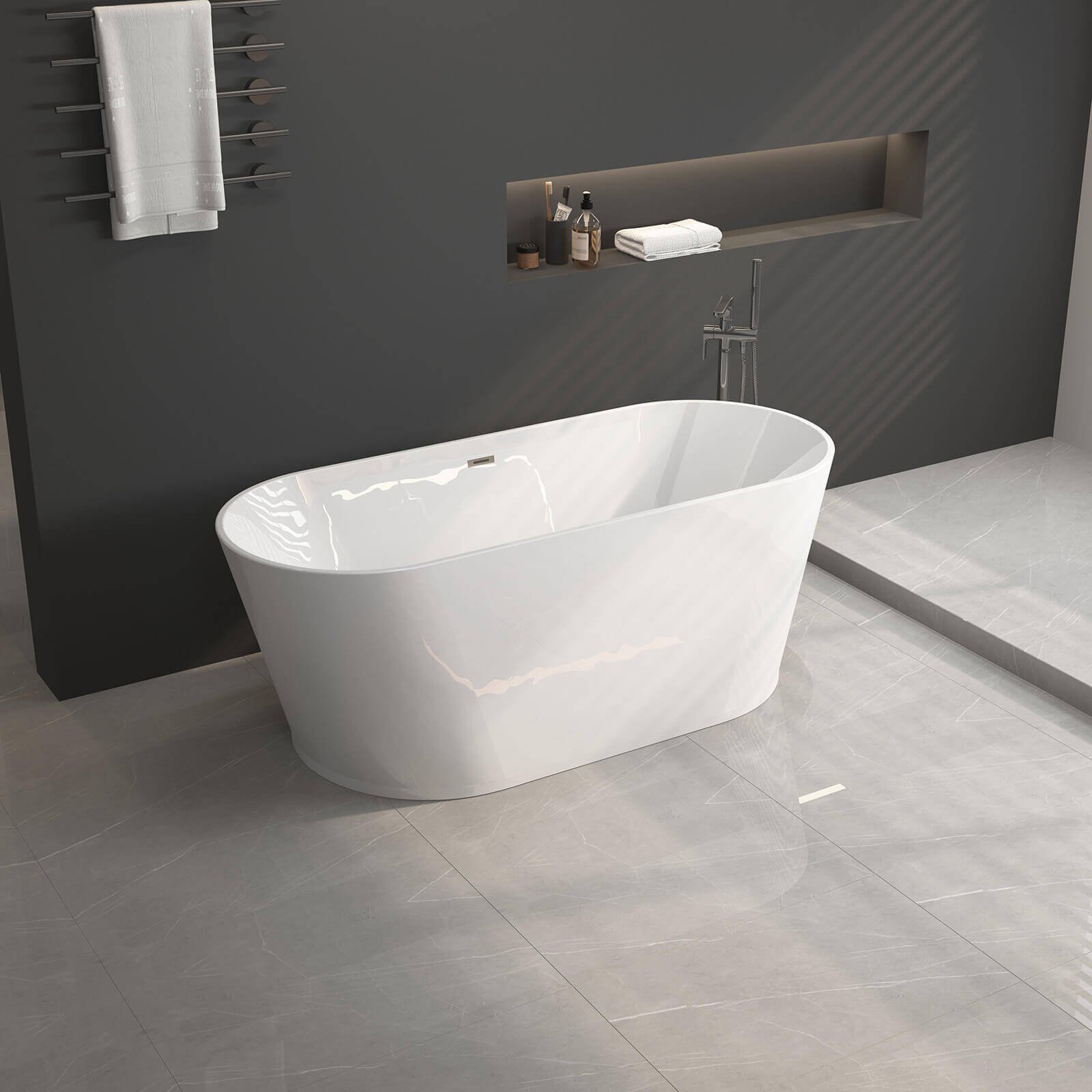 Freestanding Acrylic Bath 170 – view 1