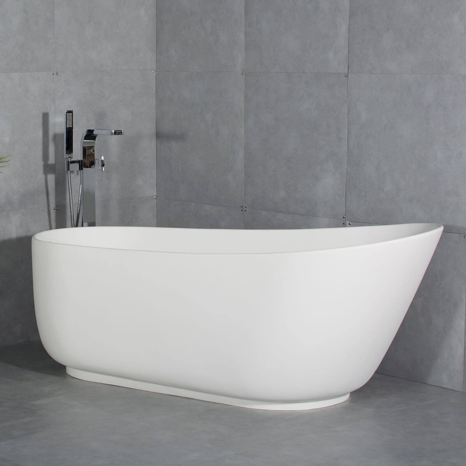 Freestanding Slipper Bath