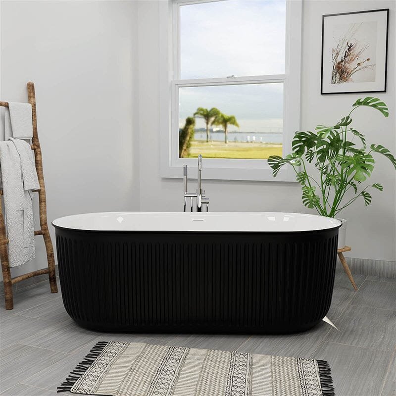 Freestanding Acrylic Bath – view 2