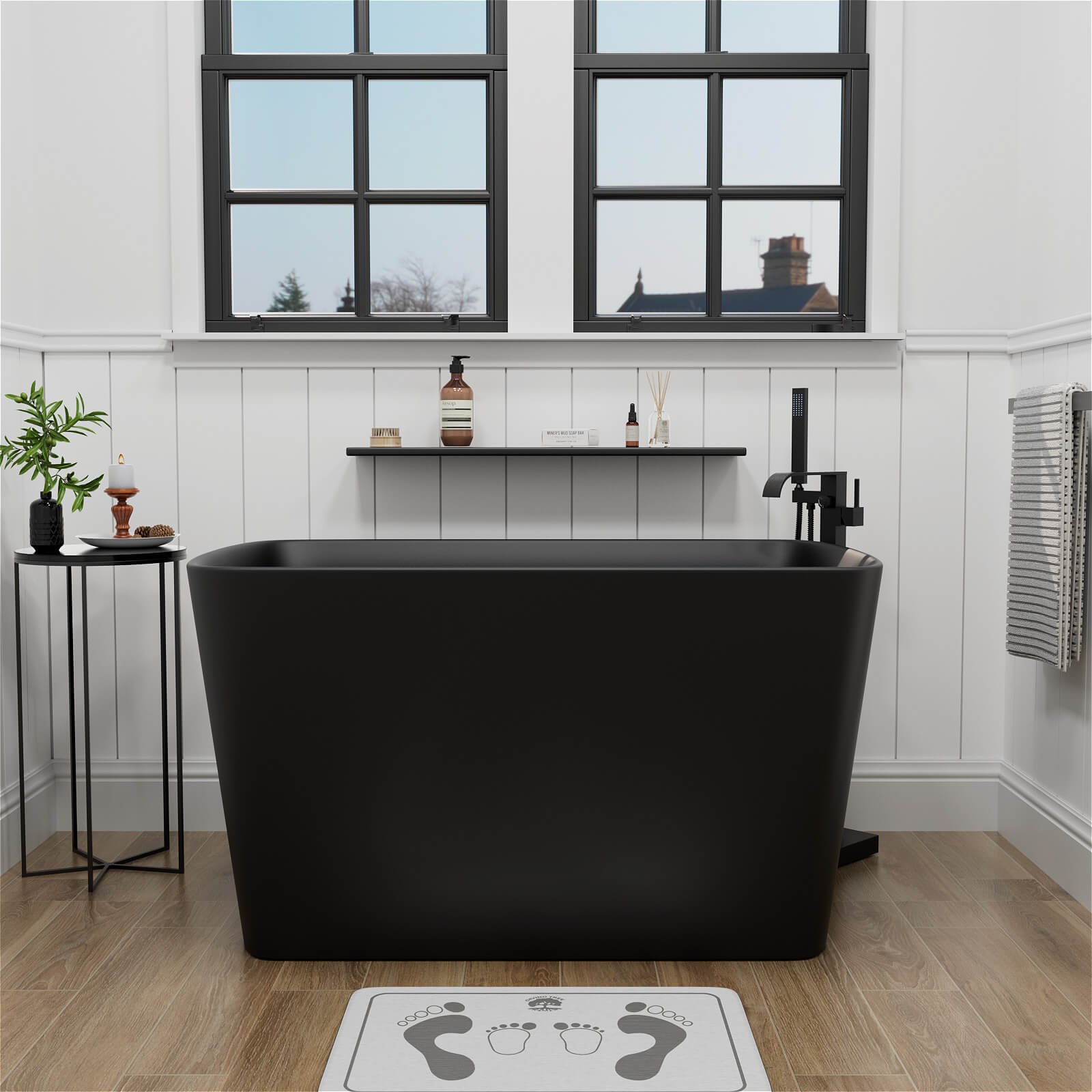 Deep Freestanding Black Soaking – view 1