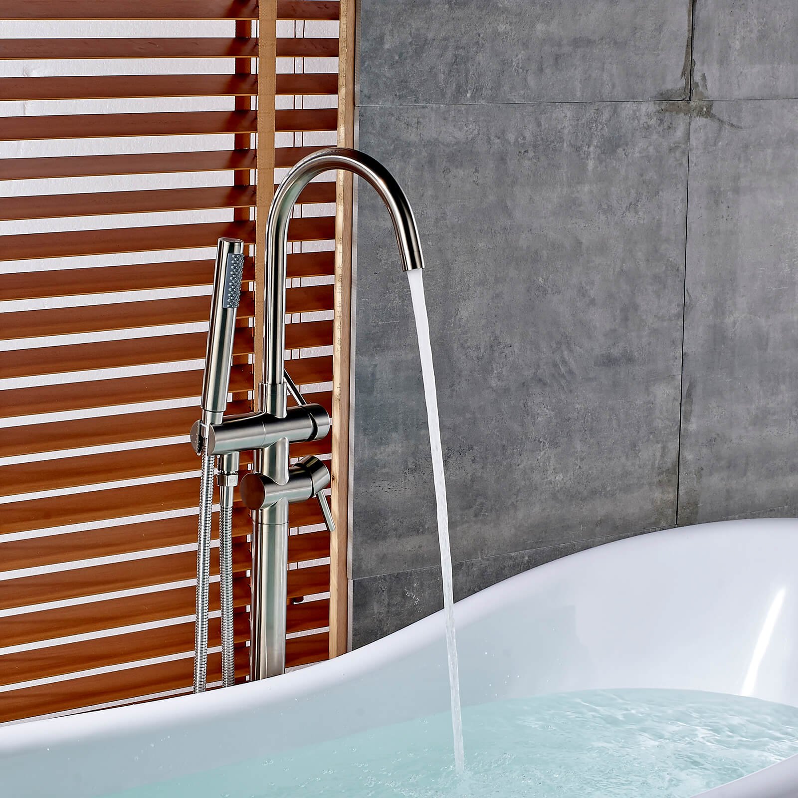 Freestanding Bath Tap in – view 3