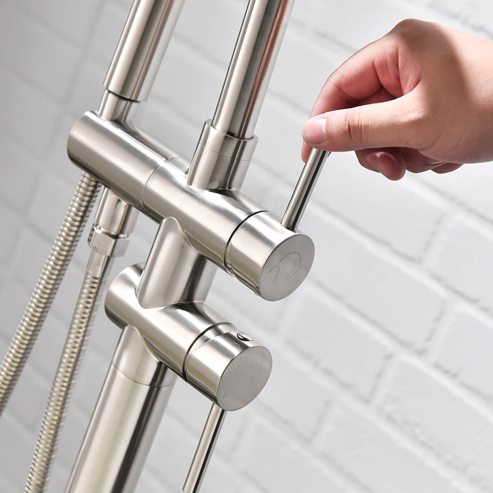 Freestanding Bath Tap in – view 4