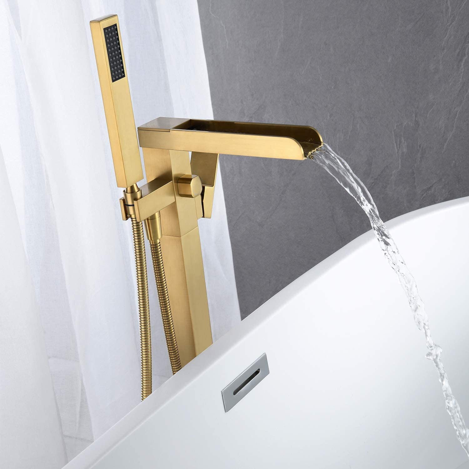 Riva Freestanding Bath Tap – view 1